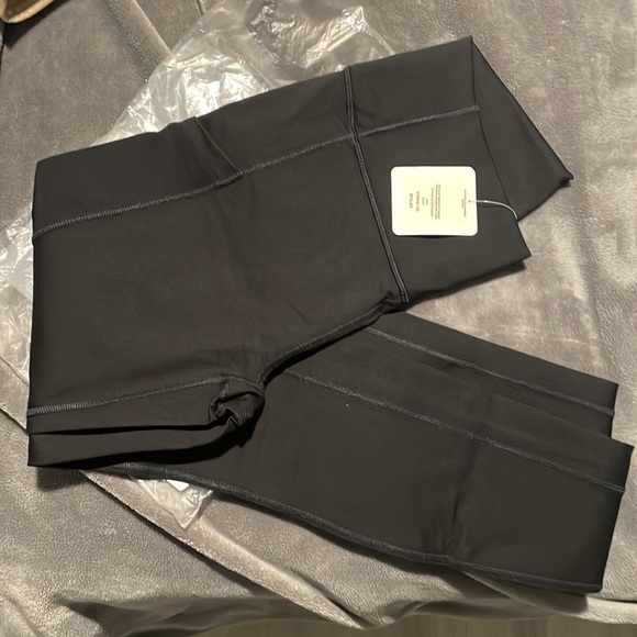 Fabletics leggings - Picture 2 of 5
